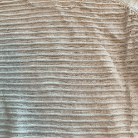 B.young sweater - Picture 3 of 3